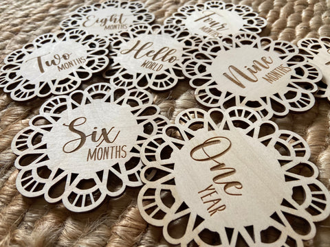 Lace Scallop | Wood l Engraved Baby Monthly Milestone Discs - Doublesided - Set of 8/16 milestones