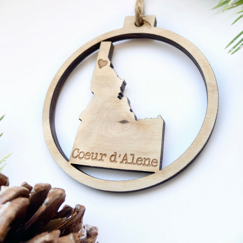 Coeur d’Alene, Idaho Round Wood Christmas Ornament